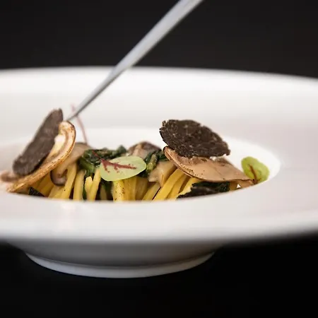 Eden A Member Of Leading Of The World 5*