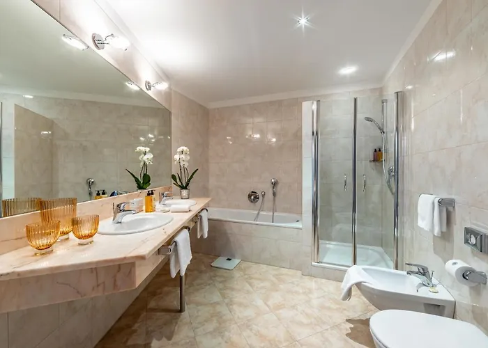 Eden A Member Of Leading Of The World Hotel 5*