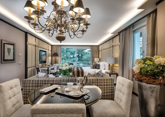 Eden A Member Of Leading Of The World ميرانو